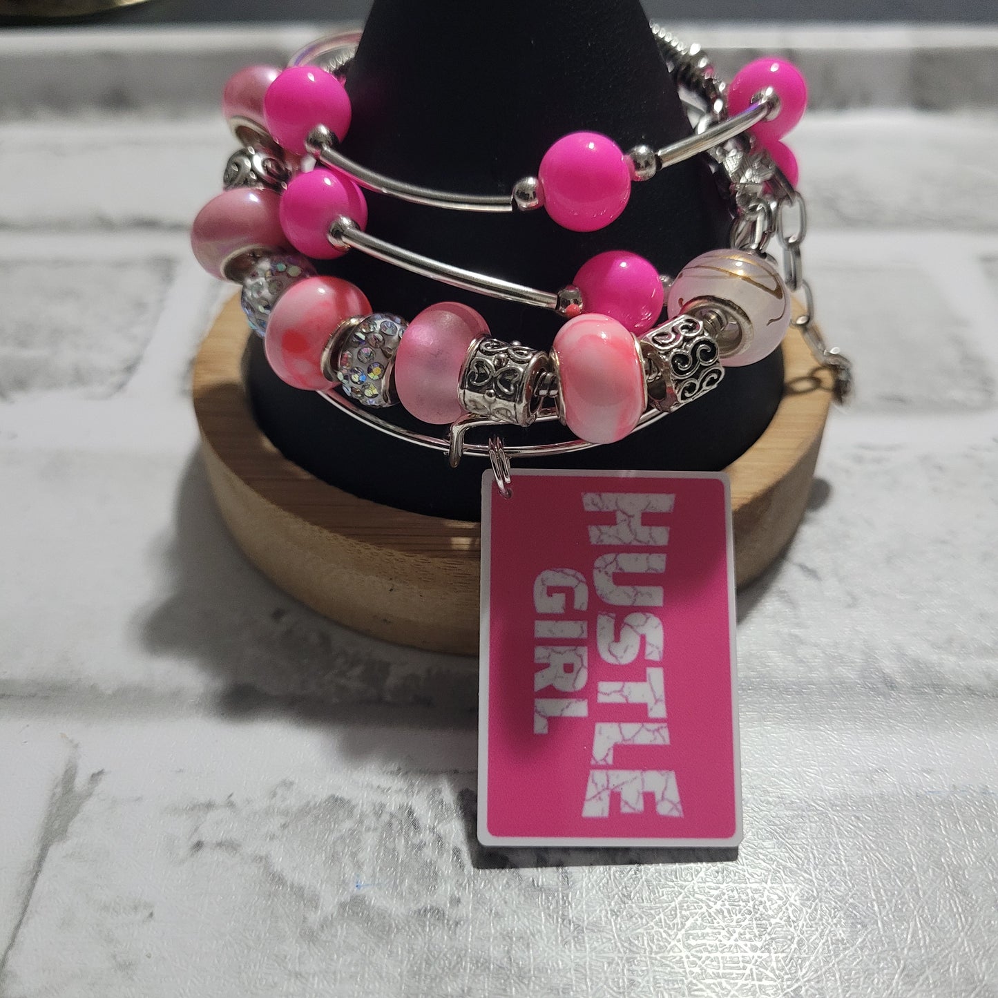 HUSTLE CB 196